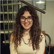 Studentessa di liceo classico, offre ripetizioni e aiuto compiti per studenti di scuole elementari e medie